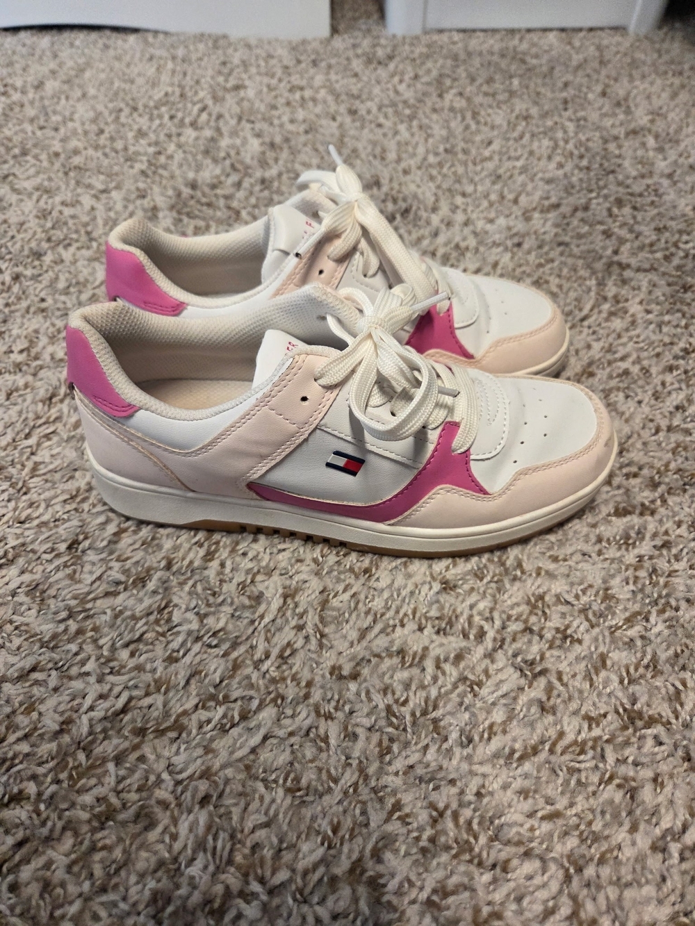 Tommy Hilfiger White and Pink Low-Top Sneakers